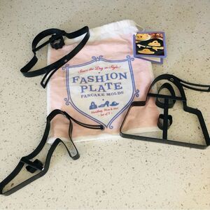 Williams Sonoma Pancake Molds Fashion Plate Handbag Shoe Hat with Recipe & Bag